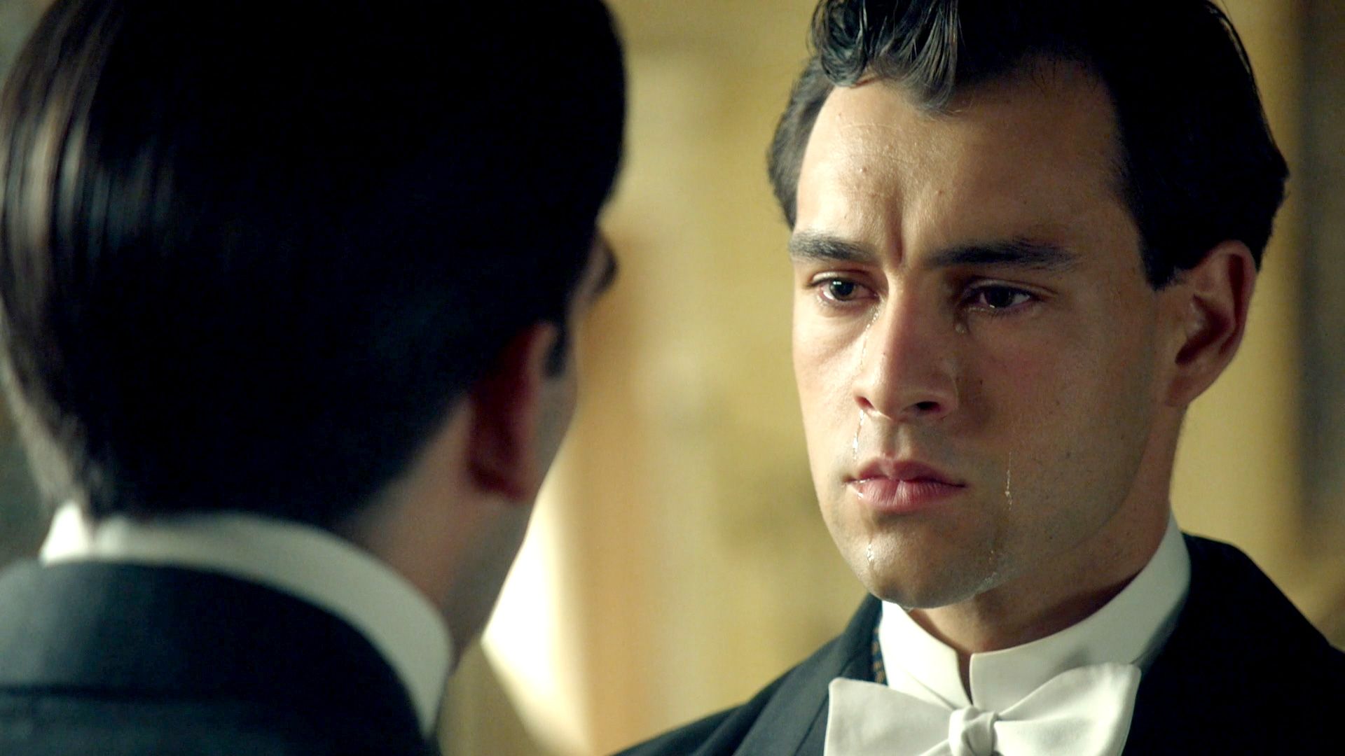 La Promesa - Las palabras de Lorenzo que provocan las lágrimas de Curro