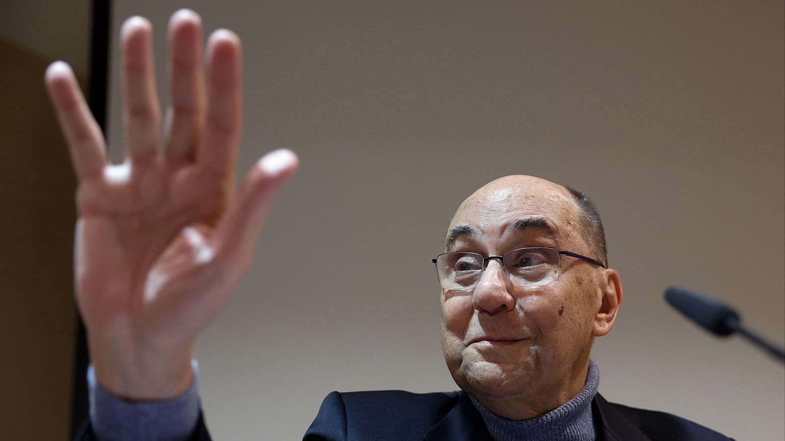 El exvicepresidente del Parlamento europeo y exdirigente del PP y de Vox Alejo Vidal-Quadras, en una rueda de prensa.