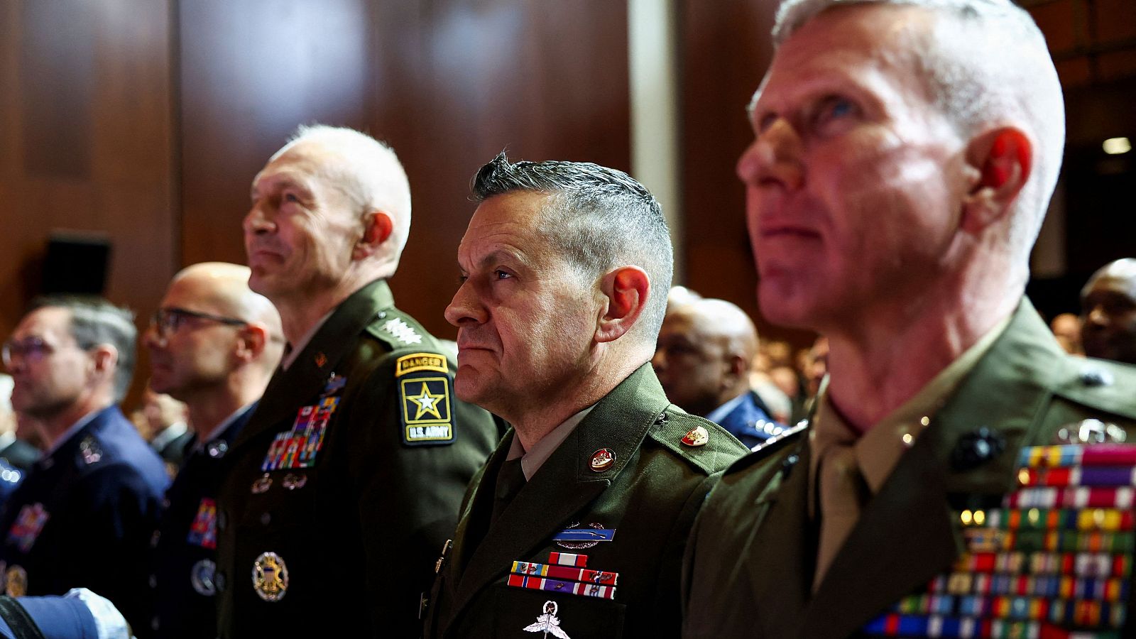 EE.UU anuncia que recuperará el "estándar masculino" en un Ejército sin gordos ni barbudos