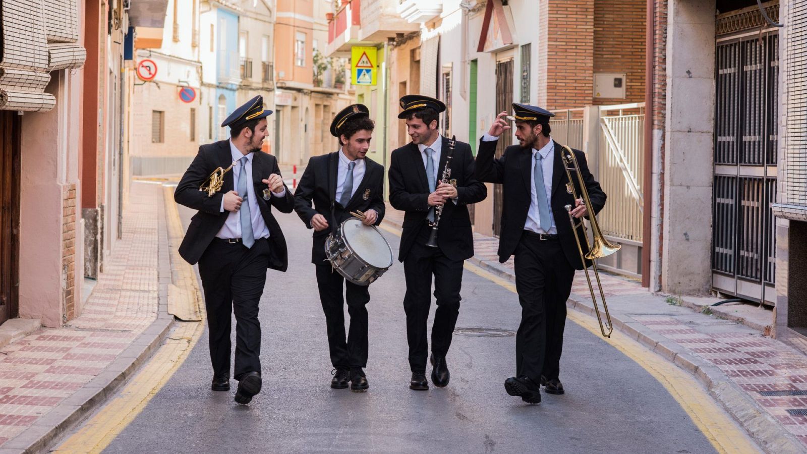 'La banda', la película para quienes echan de menos su hogar