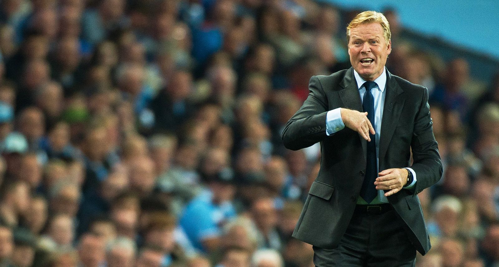 Koeman, en el banquillo del Everton a comienzos de esta temporada