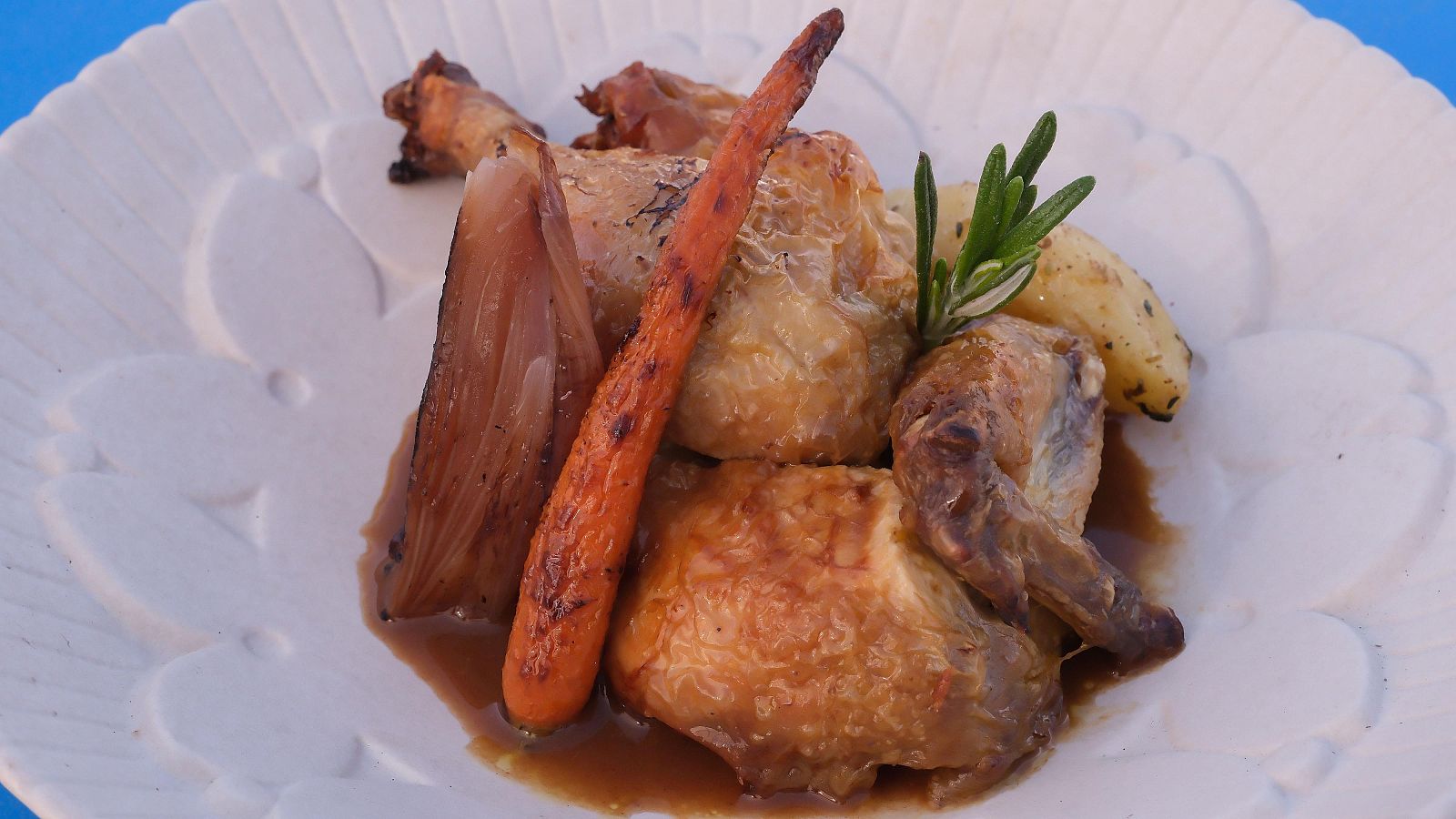 Receta de picantón asado con patata ratte de MasterChef Celebrity 10