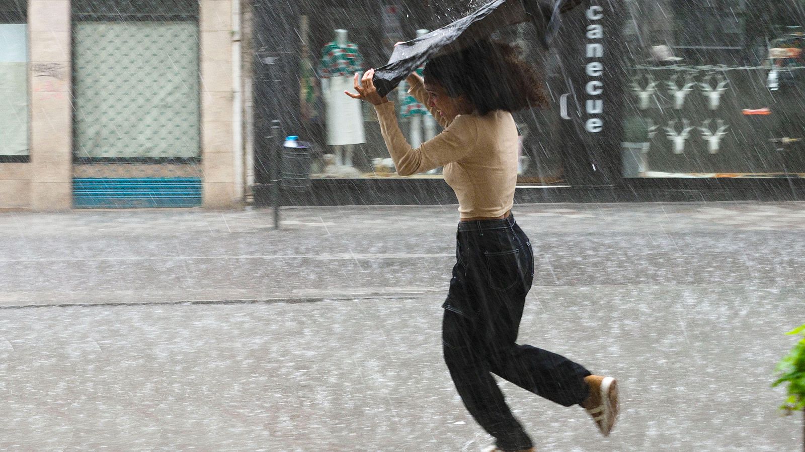 Imagen de archivo de fuertes lluvias en Cuenca, el pasado mayo