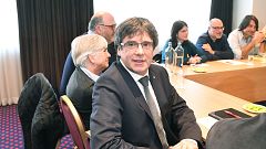 JxCat trata de convencer a ERC de aprobar una "reforma exprés" para investir a Puigdemont a distancia