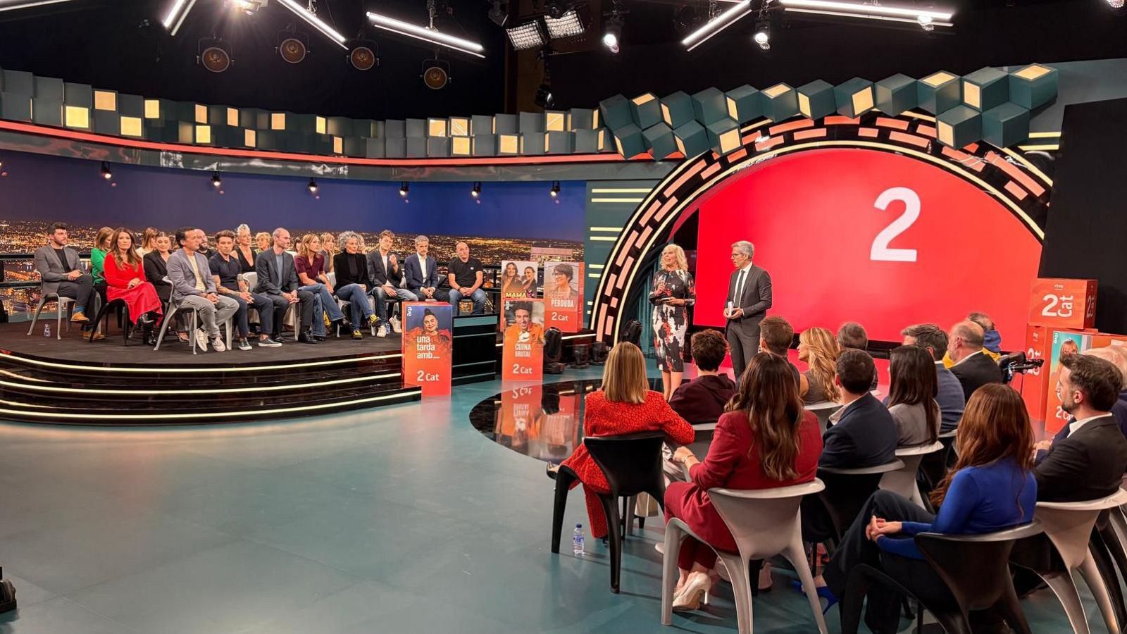 Presentación de La 2Cat