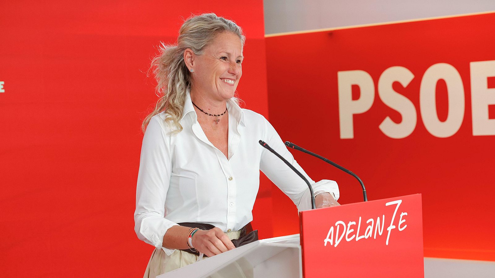 La portavoz de la Ejecutiva del PSOE, Montse Mínguez, este jueves durante la rueda de prensa tras la reunión de la Comisión Ejecutiva Federal del PSOE en Ferraz.