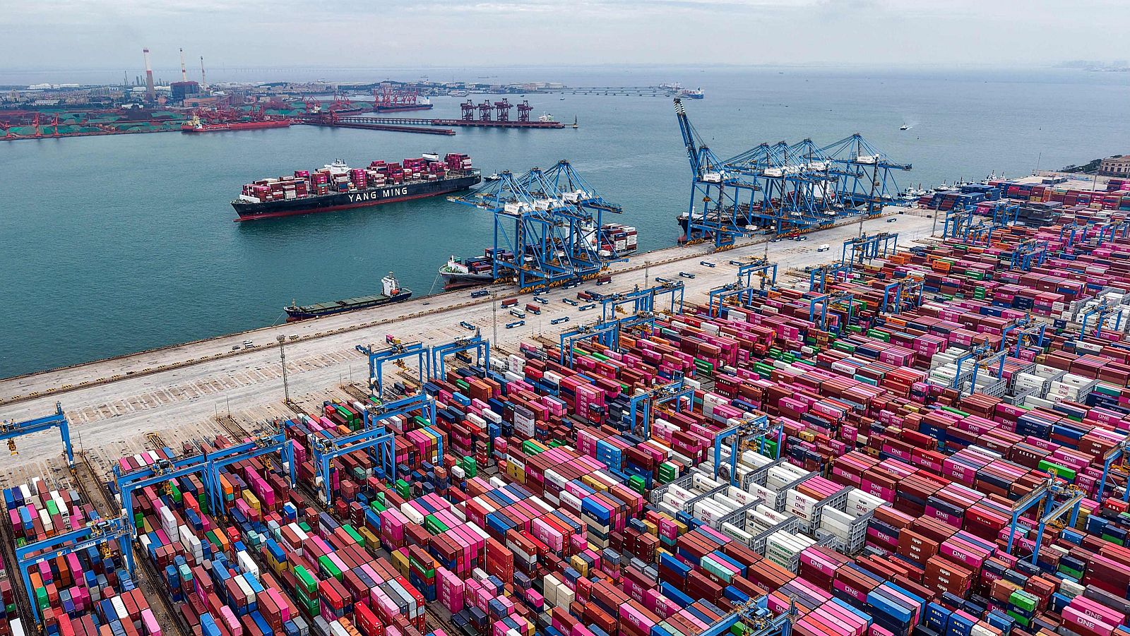 Las exportaciones de tierras raras chinas retroceden casi un 31% entre los meses de agosto y septiembre