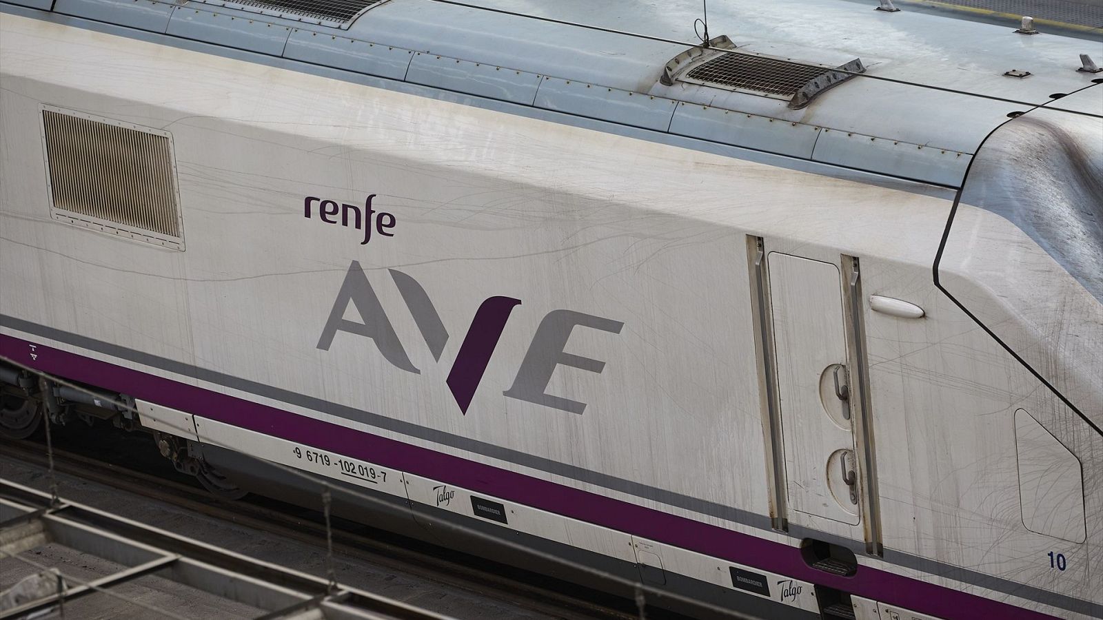 Restablecido el tráfico de la línea de Alta Velocidad entre Madrid y Valladolid con 15 trenes afectados