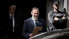 El juez del Supremo mantiene en libertad a Ábalos sin fianza y con las mismas medidas cautelares tras negarse a declarar