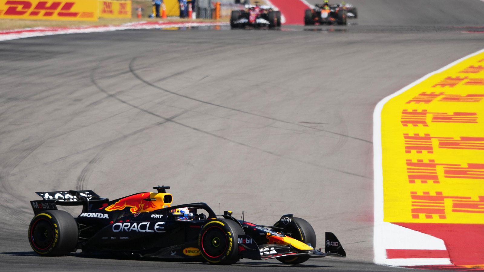 Verstappen se impone en Austin