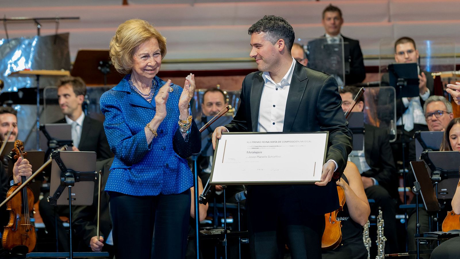 La Reina Sofía entregó el Premio a Josep Planells