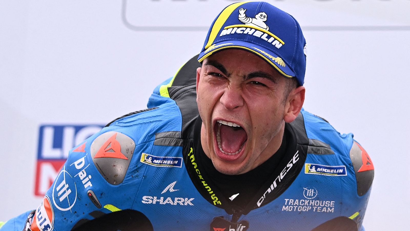 Raúl Fernçandez vence por primera vez en MotoGP