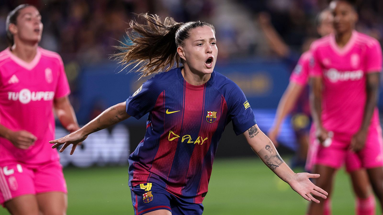 Claudia Pina marca al Granada