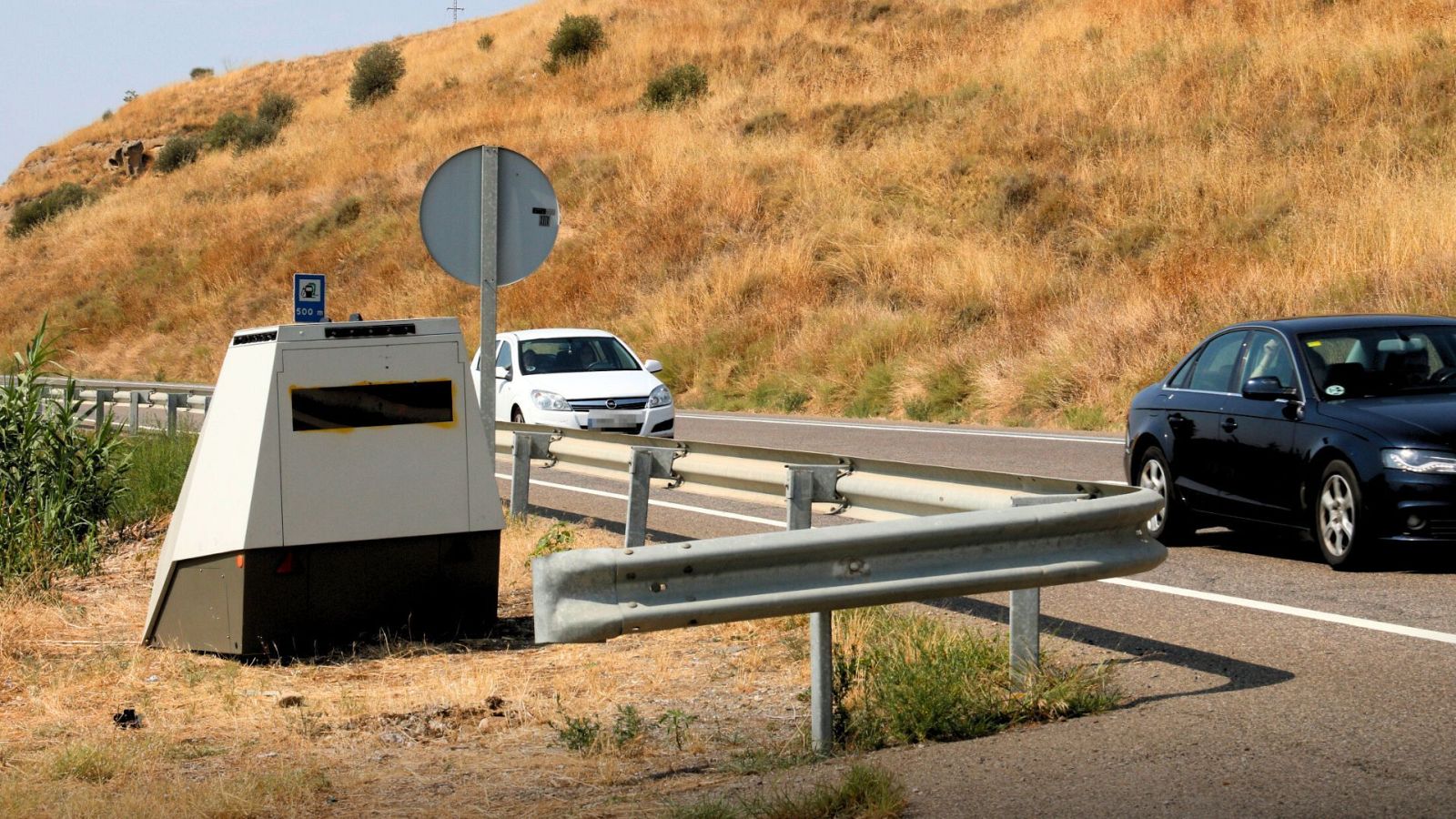 Imatge d'un carro radar instal·lat a la C-12, a Balaguer