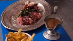 Receta de solomillo con hueso a la pimienta y patatas caseras de MasterChef Celebrity 10
