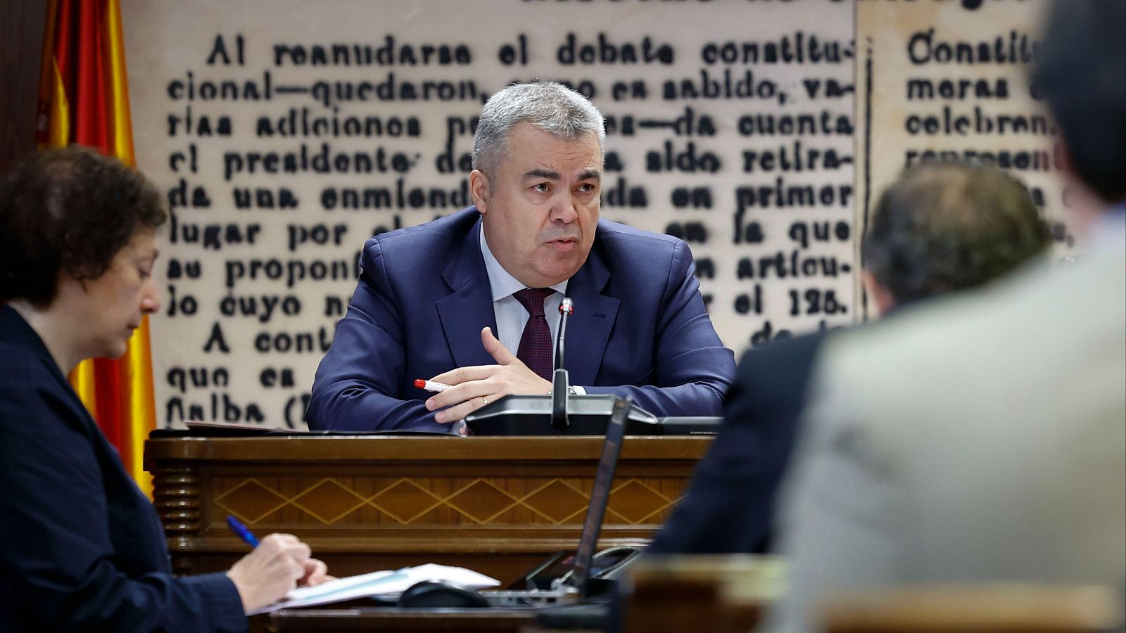 El exsecretario de organización del PSOE, Santos Cerdán, en la comisión de investigación del caso Koldo