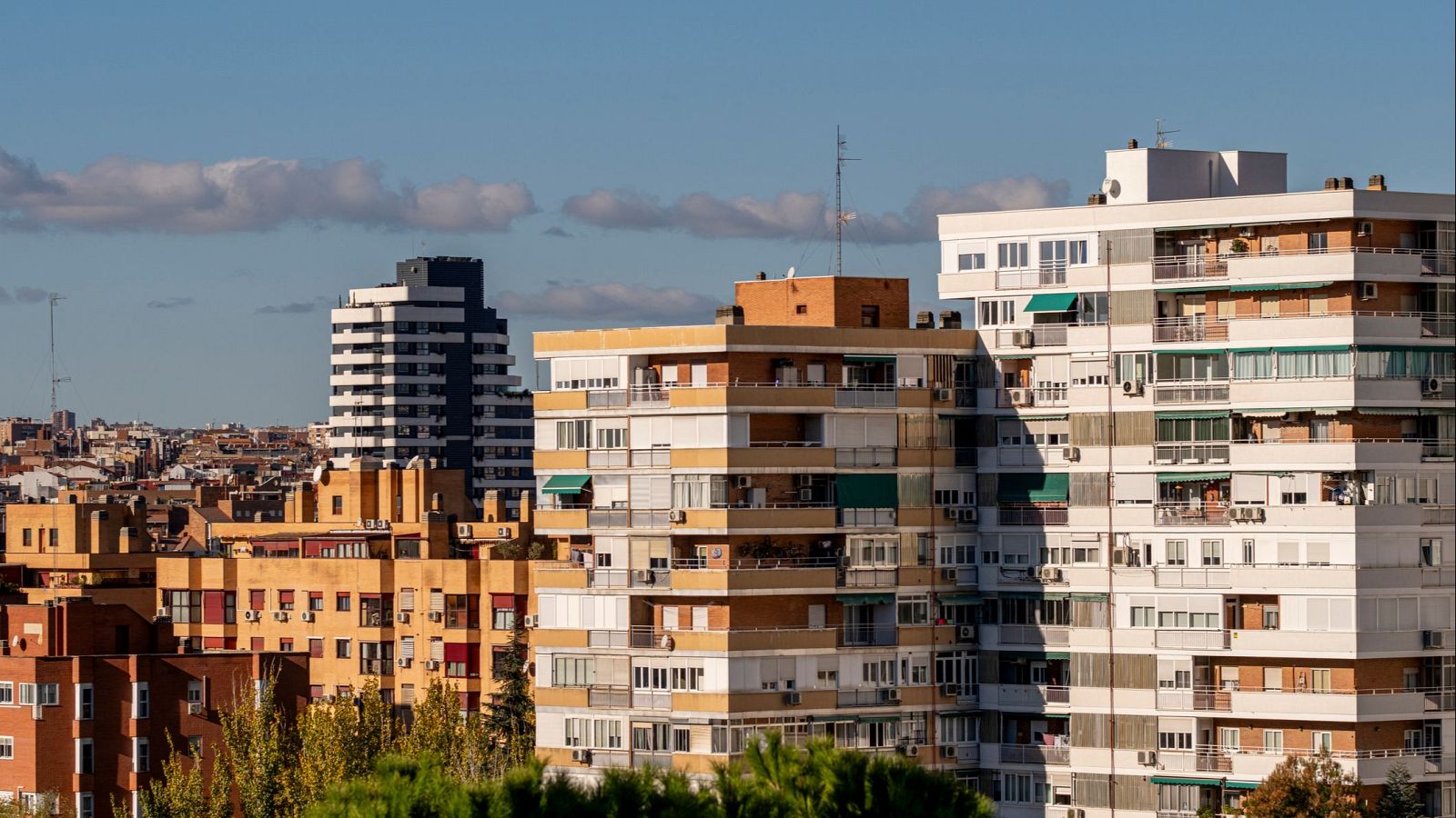 La compraventa de viviendas cae un 3,4% en agosto tras 13 meses al alza