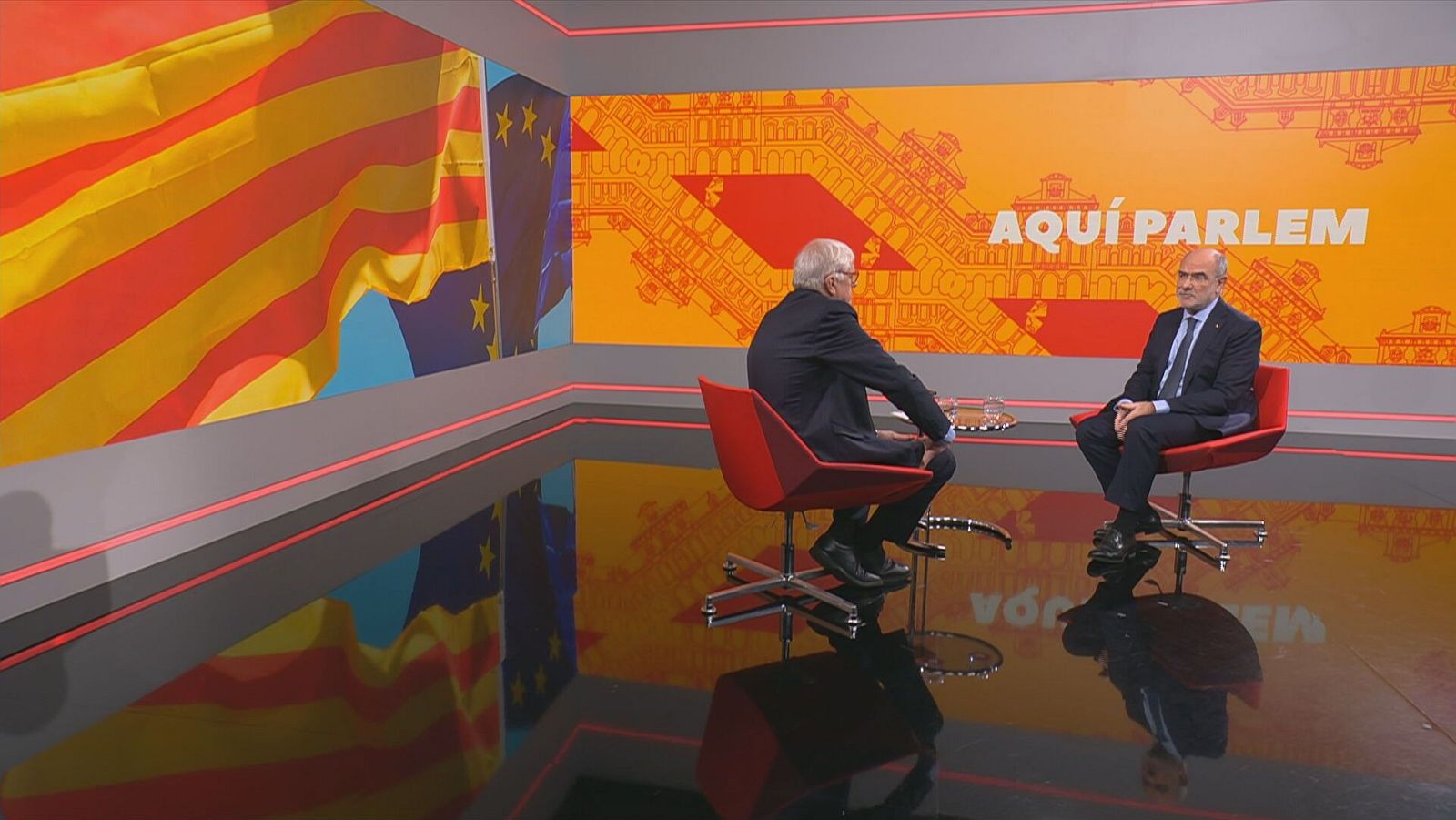 Lluís Falgàs i el conseller Jaume Duch a 'Aquí Parlem'