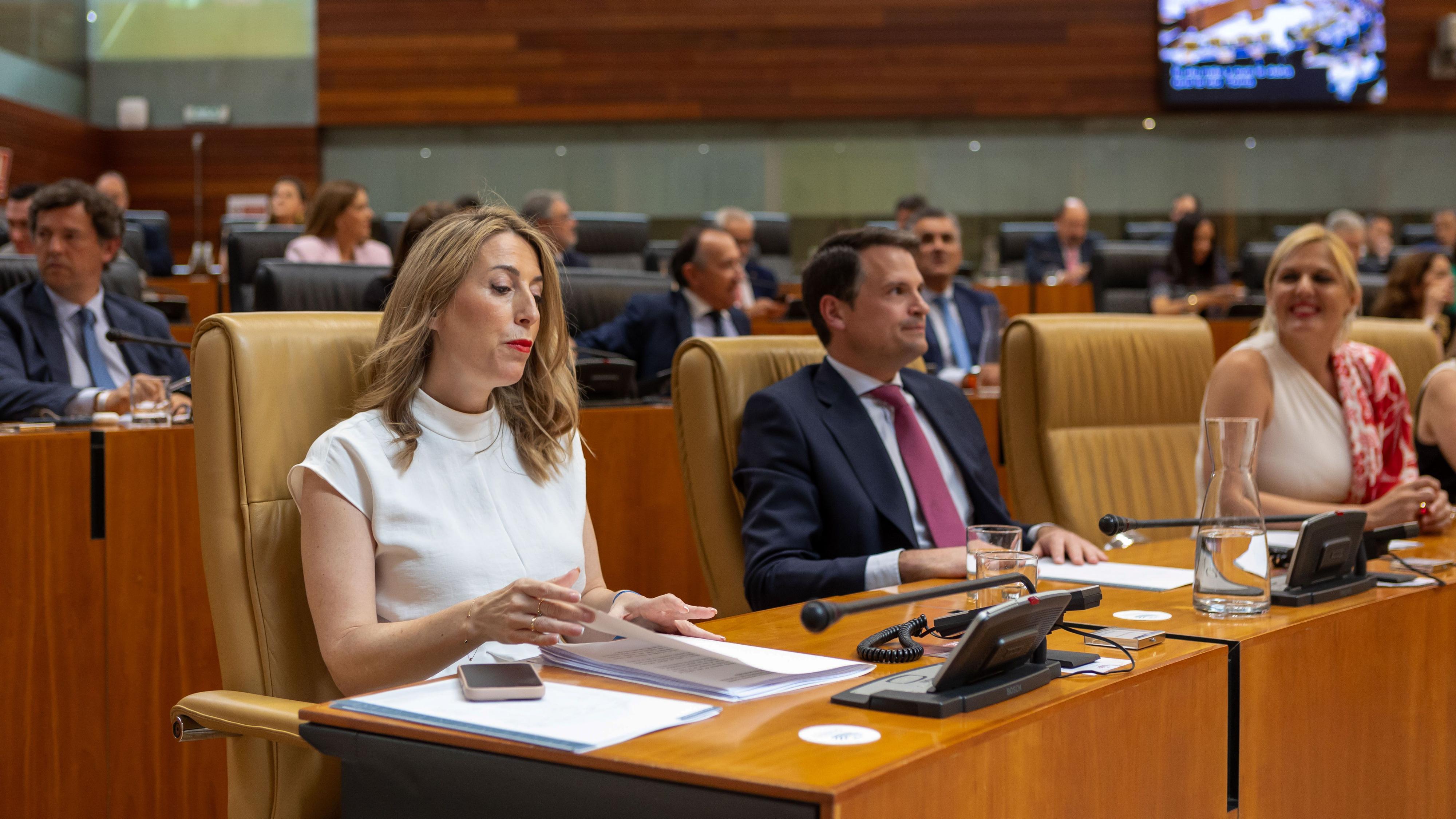 Cuộc xung đột giữa Vox và PP ở Aragon và Extremadura đe dọa ngân sách.