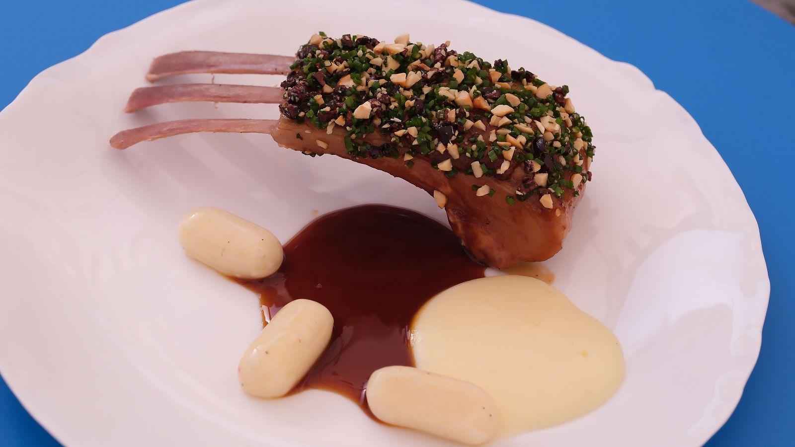 Receta de carré de cordero lechal con torrefactos de MasterChef Celebrity 10