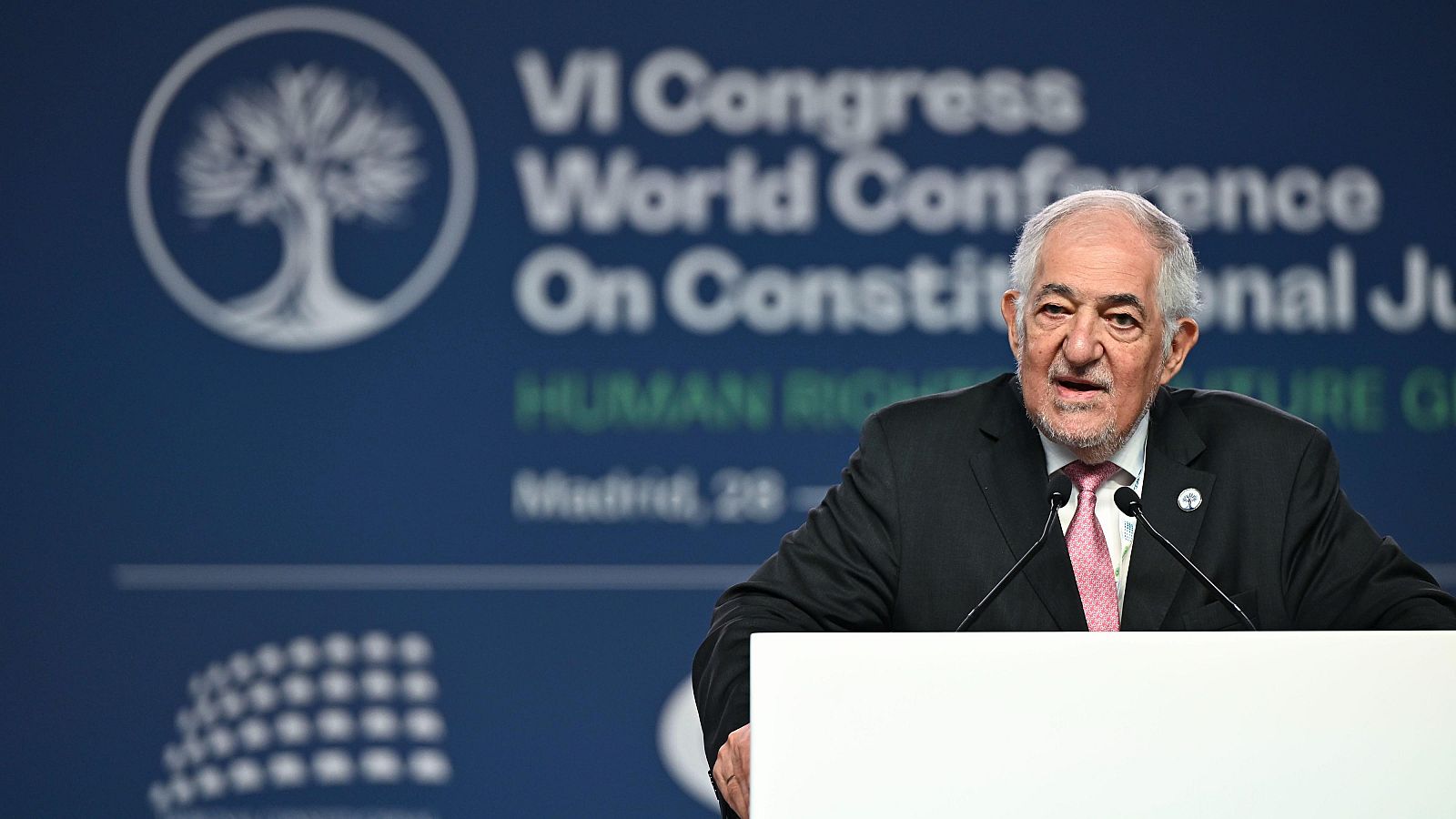 El presidente del Tribunal Constitucional Cándido Conde-Pumpido inaugura la Conferencia mundial de Justicia Constitucional