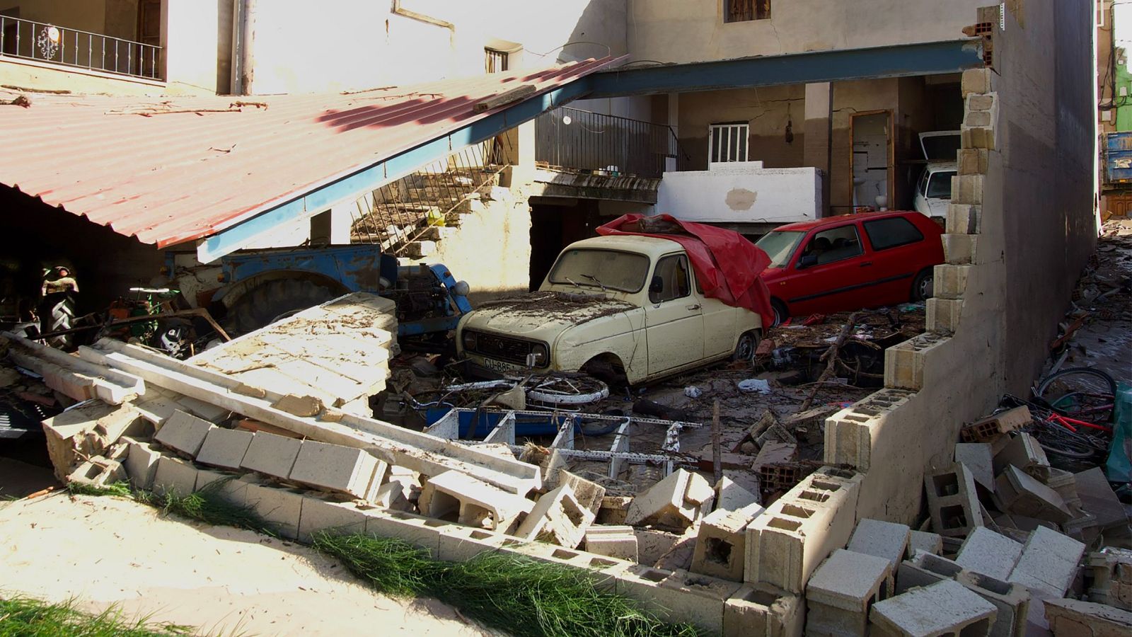 El Gobierno y la Generalitat Valenciana aprueban nuevas ayudas para los afectados por la dana un año después