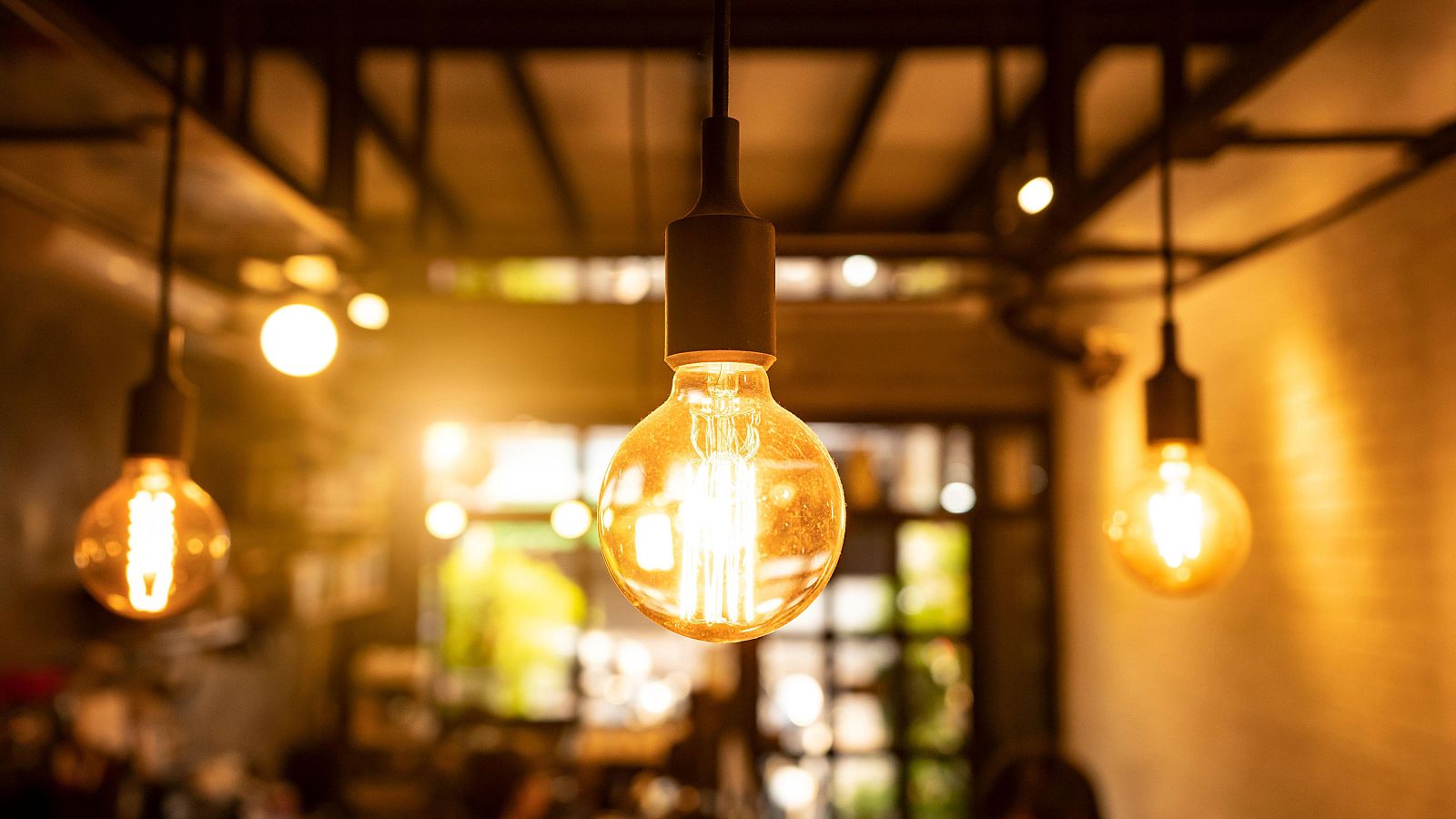 La inflación sube una décima en octubre y se sitúa en el 3,1%, según el avance del INE