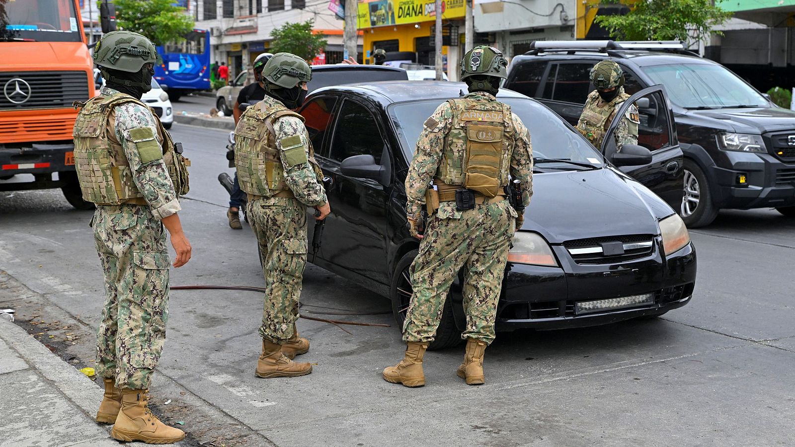 Ecuador afirma haber desarticulado a una facción de Los Lobos, la banda criminal más poderosa del país