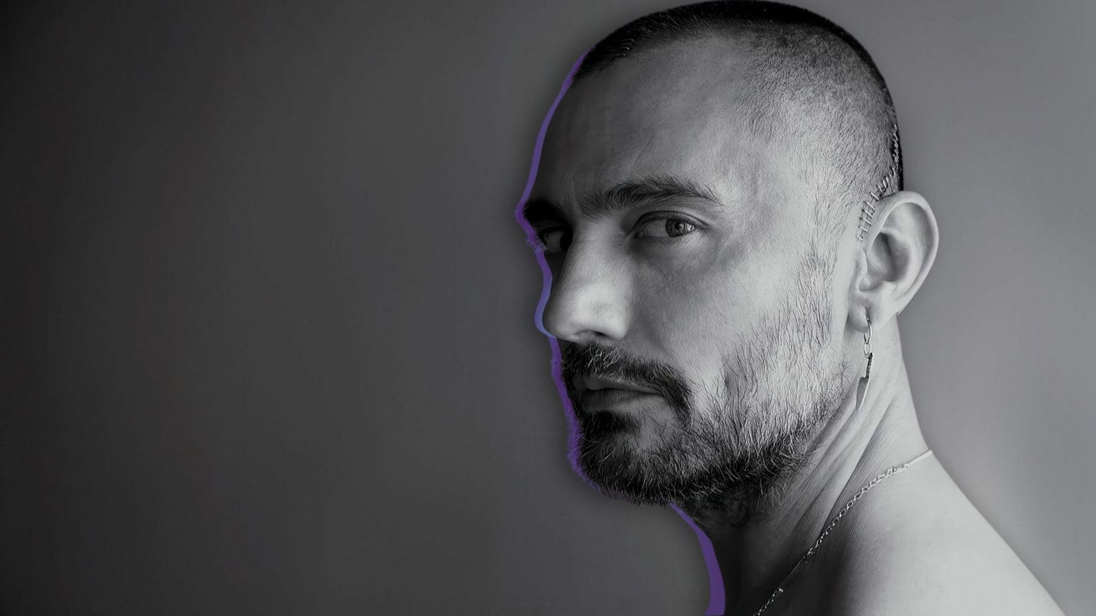 Retrato en blanco y negro de un hombre con barba y pendiente de rayo, con el texto "Somos cine" y la promoción de un documental en RTVE Play a partir del 7 de noviembre.