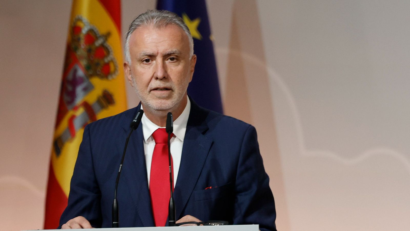 La UCO señala que Torres reclamó pagos para la trama de mascarillas por la "influencia" de Koldo: