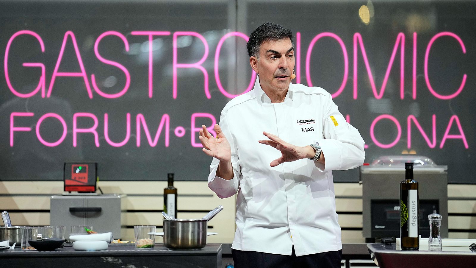 El xef Ramón Freixa durant la ponencia del Gastronomic Forum