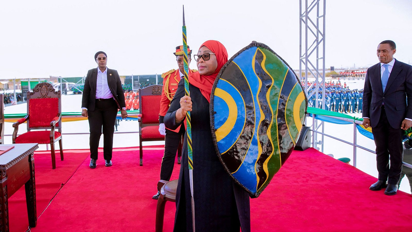 La presidenta de Tanzania jura su cargo tras las polémicas elecciones y las violentas protestas que se desataron