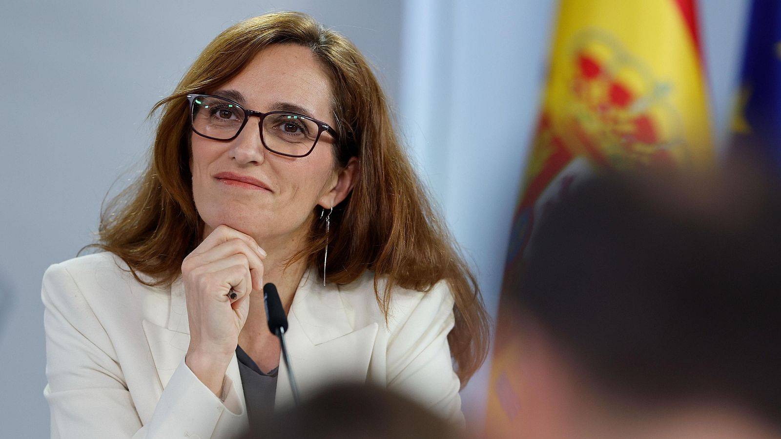 La ministra de Sanidad, Mónica García, en la rueda de prensa posterior a la reunión del Consejo de Ministros