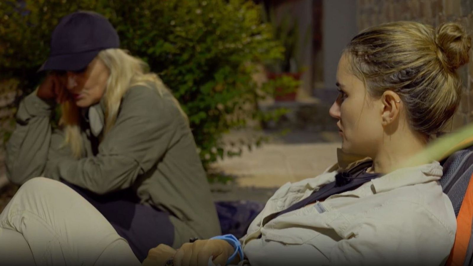 Tensión entre Cristina Cifuentes y Alba Carrillo en 'Hasta el fin del Mundo': "Es muy autoritaria y absorbente"