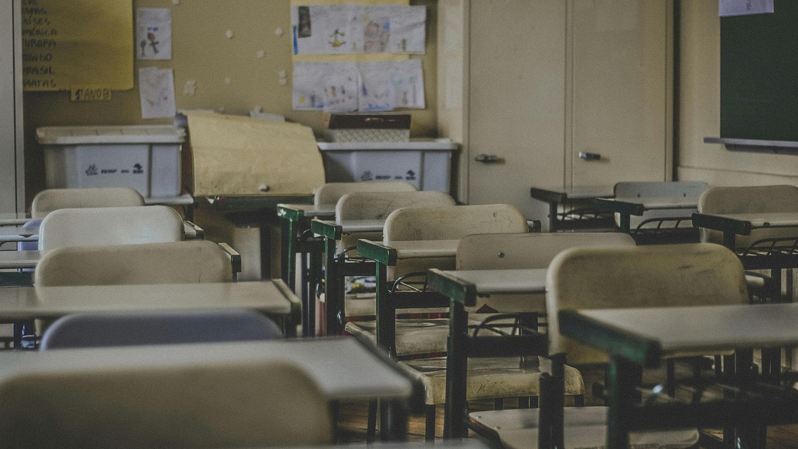 La Generalitat impulsa un Pla d'acció amb l'objectiu de reduir l'abandonament escolar prematur, que actualment afecta el 13,7% dels joves catalans.