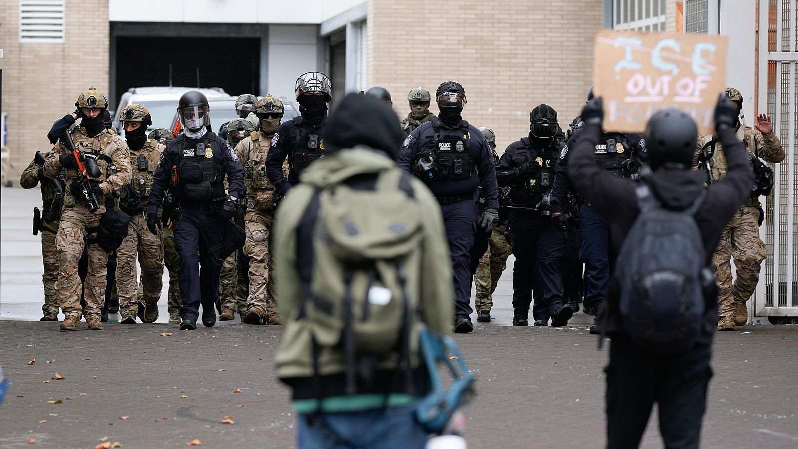 Una jueza federal prohíbe "permanentemente" el plan de Trump para desplegar a la Guardia Nacional en Portland