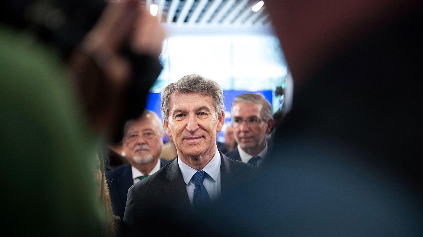 Feijóo pone Valencia en manos de Vox para evitar elecciones