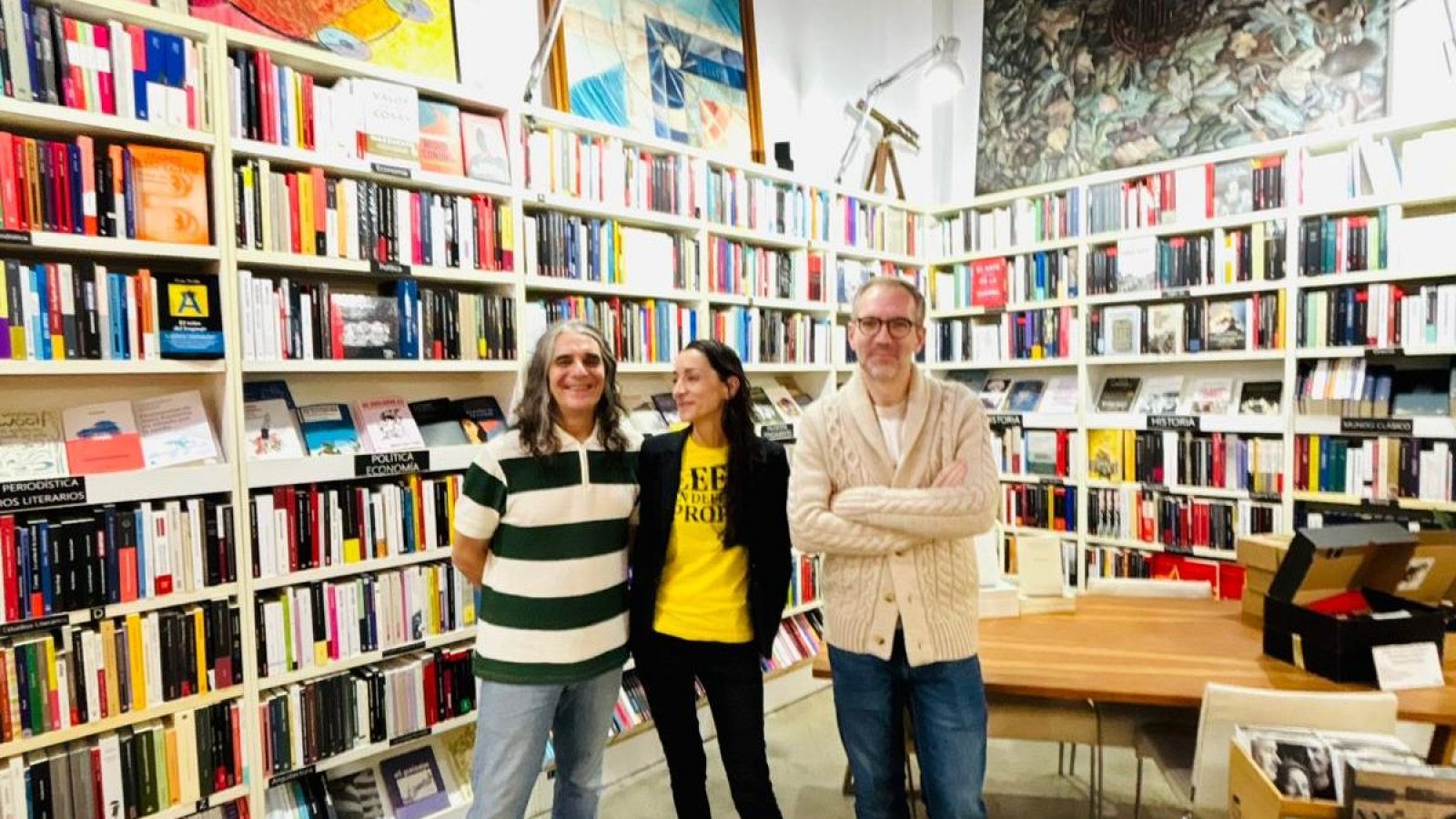 Ramon Llull de Valencia, mejor librería cultural de 2025: "Estamos en condiciones de competir con Amazon"