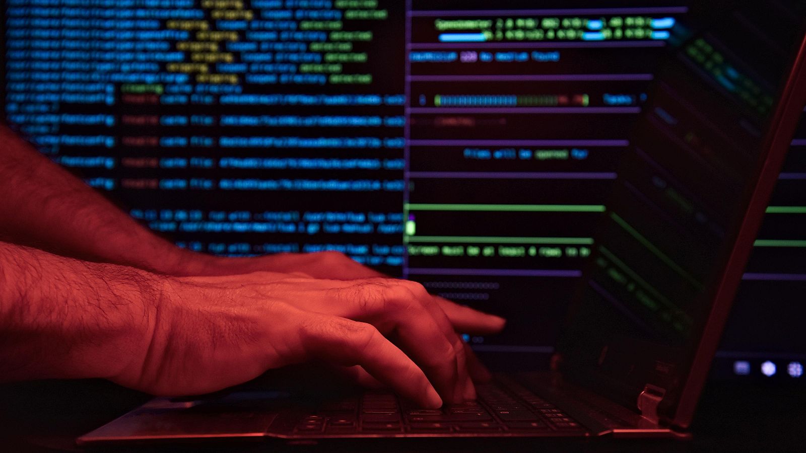 Bruselas propone crear un organismo europeo de inteligencia para combatir la desinformación.