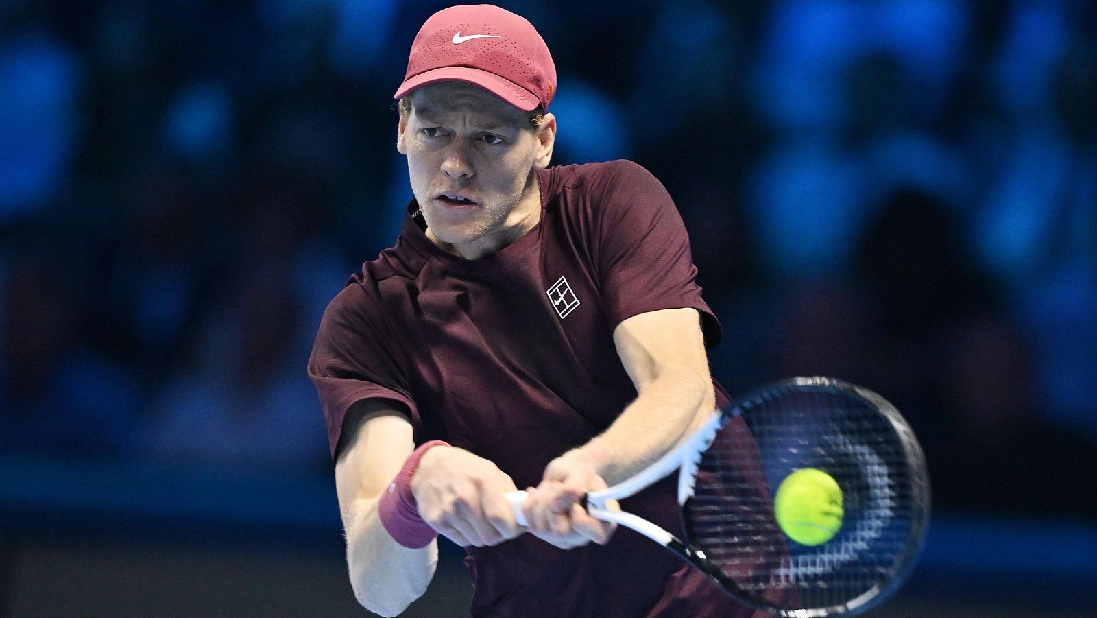 Jannik Sinner se impone a un rocoso Zverev en las ATP Finals