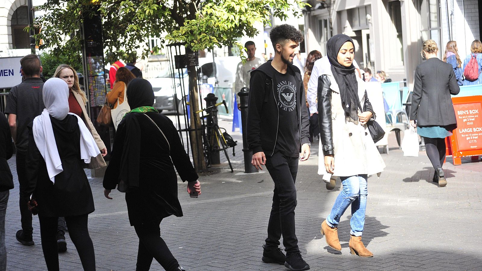 Reino Unido endurece las condiciones para obtener la residencia fija