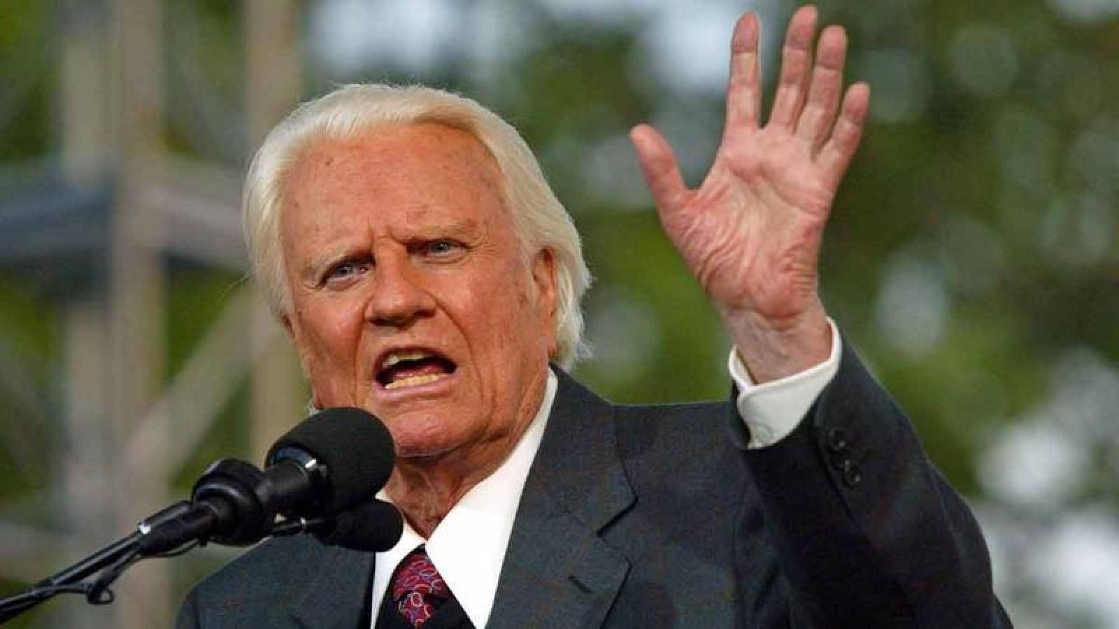 El pastor evangelista Billy Graham durante uno de sus discursos en Nueva York (Estados Unidos)