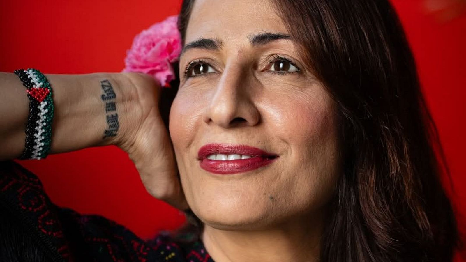 Fatena Al Ghurra es poeta, traductora y periodista palestina.