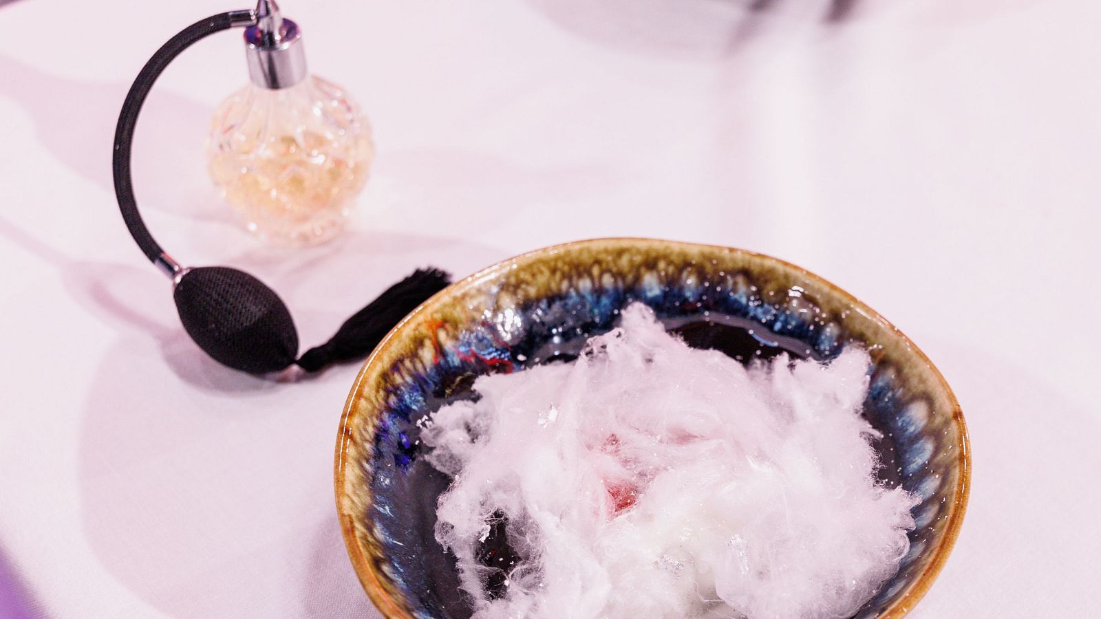 Receta de velo de pacharán con escabeche de fresas y yogur de Mariló Montero en MasterChef Celebrity 10