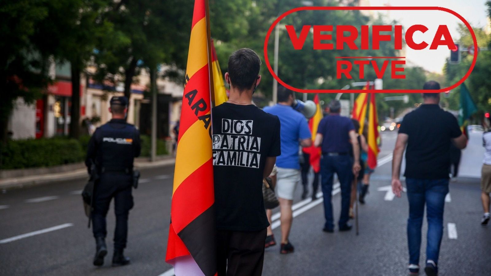 Así influyen los bulos y las redes en la visión de los jóvenes sobre el franquismo