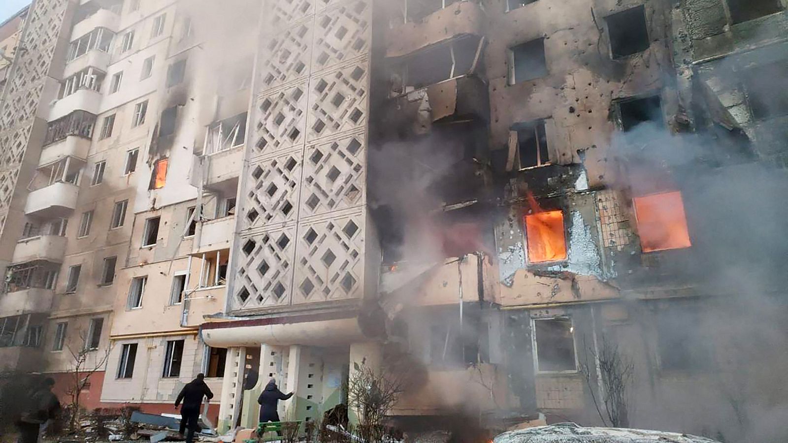 Edificio alcanzado por el ataque ruso en la ciudad ucraniana de Ternópil