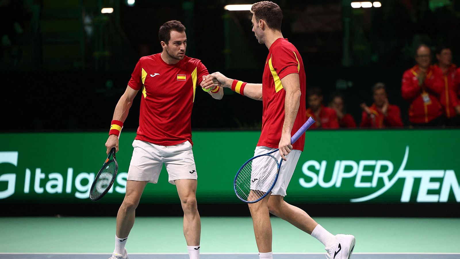 Marcel Granollers y Pedro Martínez meten a España en semifinales de la Davis