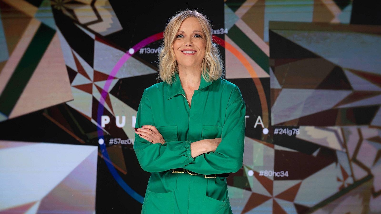 Tània Sarrias, al plató del programa 'Punts de vista' de La 2Cat