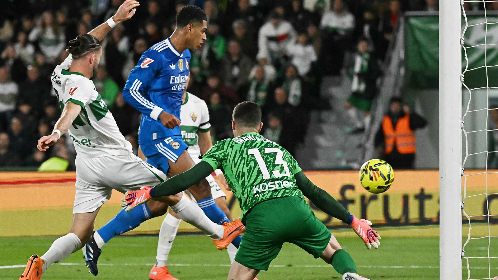 Bellingham marca en el Elche - Real Madrid