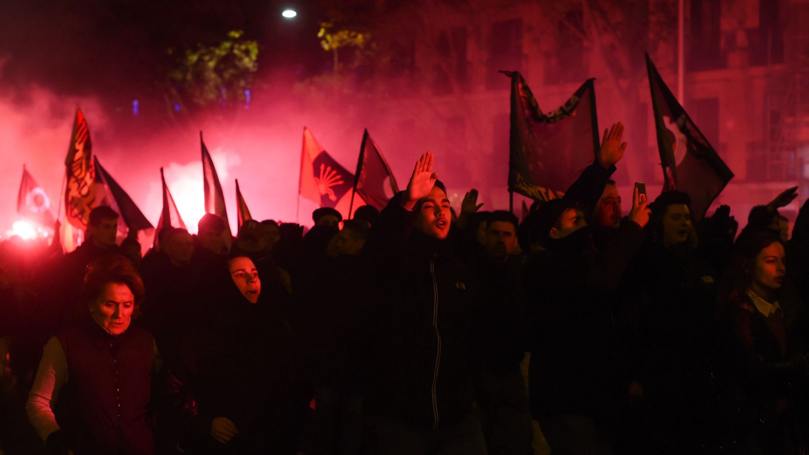 El Gobierno estudia sanciones tras la marcha de Falange por el 20-N